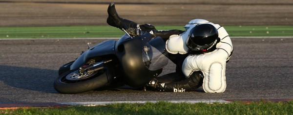 Potenziale di mitigazione delle lesioni dei giubbotti gonfiabili per la protezione per motociclisti